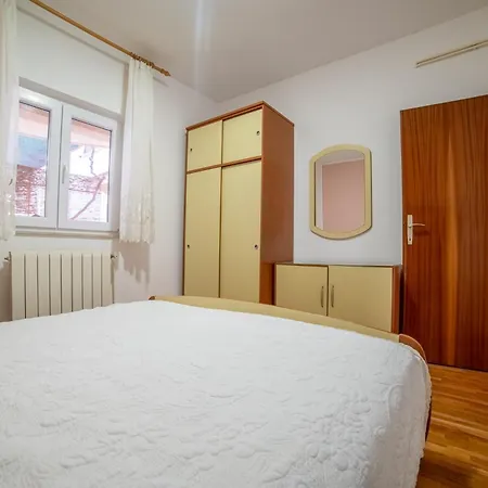 Slanica Apartment Murter