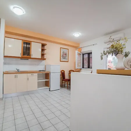 Slanica Apartment Murter