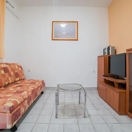Slanica Apartment *