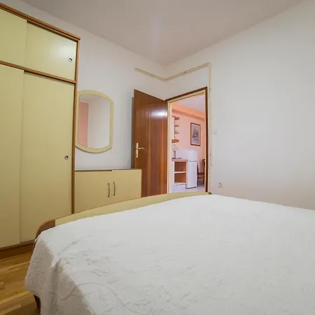 Slanica Apartment Murter